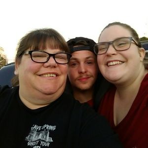 Meet your Posher, Robin